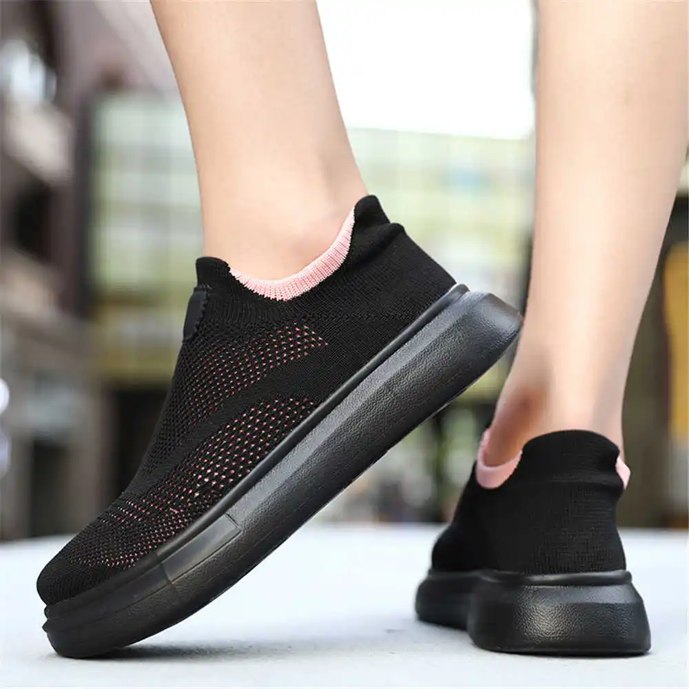 جوارب رياضية للنساء ، أحذية بن - مراجعة Women Fashion Name Ideas وسعره